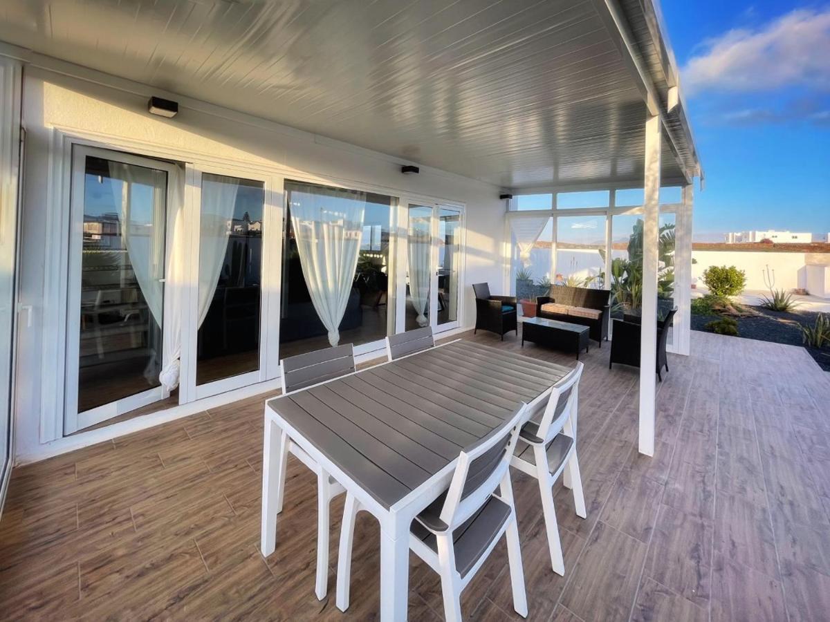Апартаменти Azur Arts Lanzarote Lofts Тінахо Екстер'єр фото